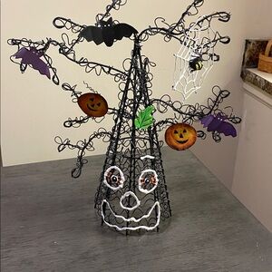 Halloween Wire Tree with Ornaments